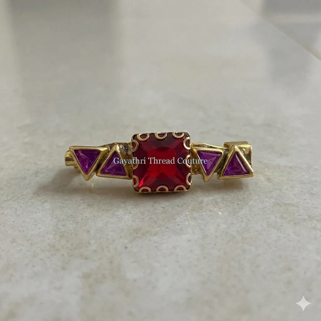 Pins - 4