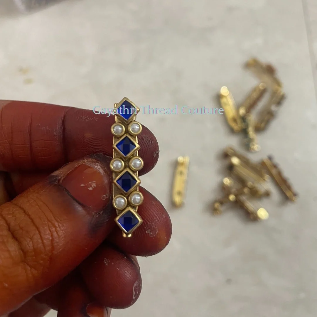 Pins - 14