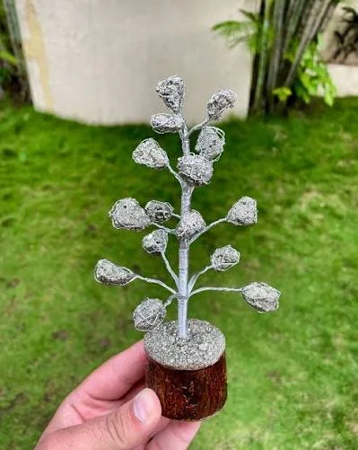 Natural Pyrite Tumble Crystal Tree – Handcrafted Tumbled Stone Money Tree on Round Wooden Base with Silver Wire for Wealth, Feng Shui & Workspace Decor