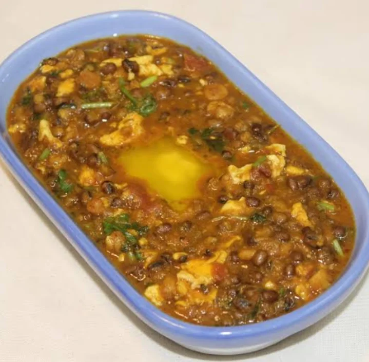 Egg Dal Tarka