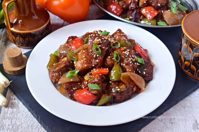 CHILLI CHICKEN