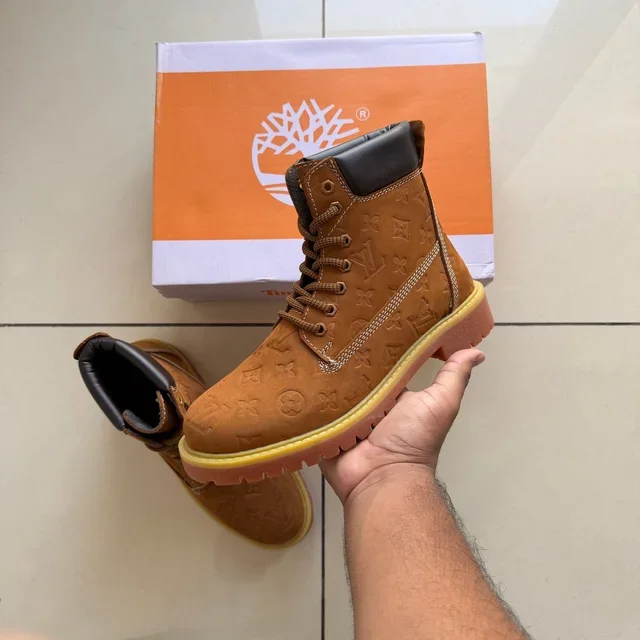 LEATHER TIMB BOOTS