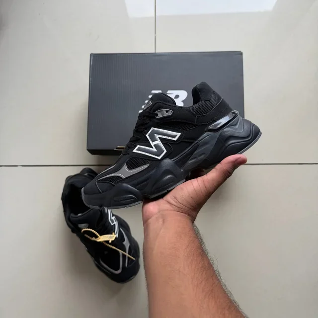 9060 BLACK