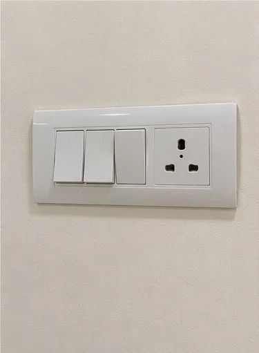 Visible Switches & Sockets