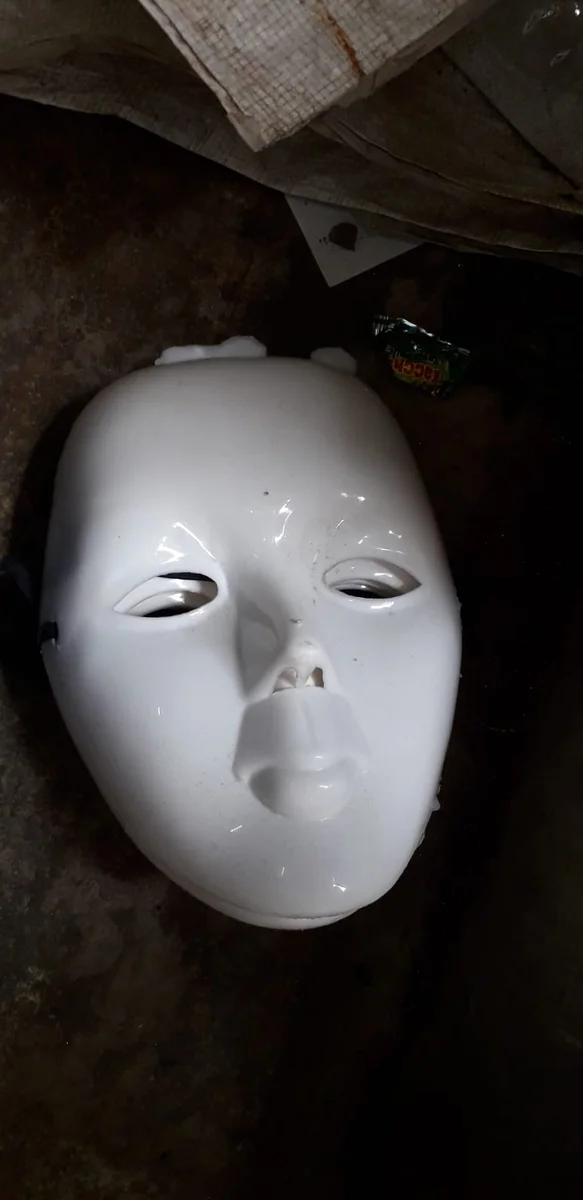 White Blank Mask