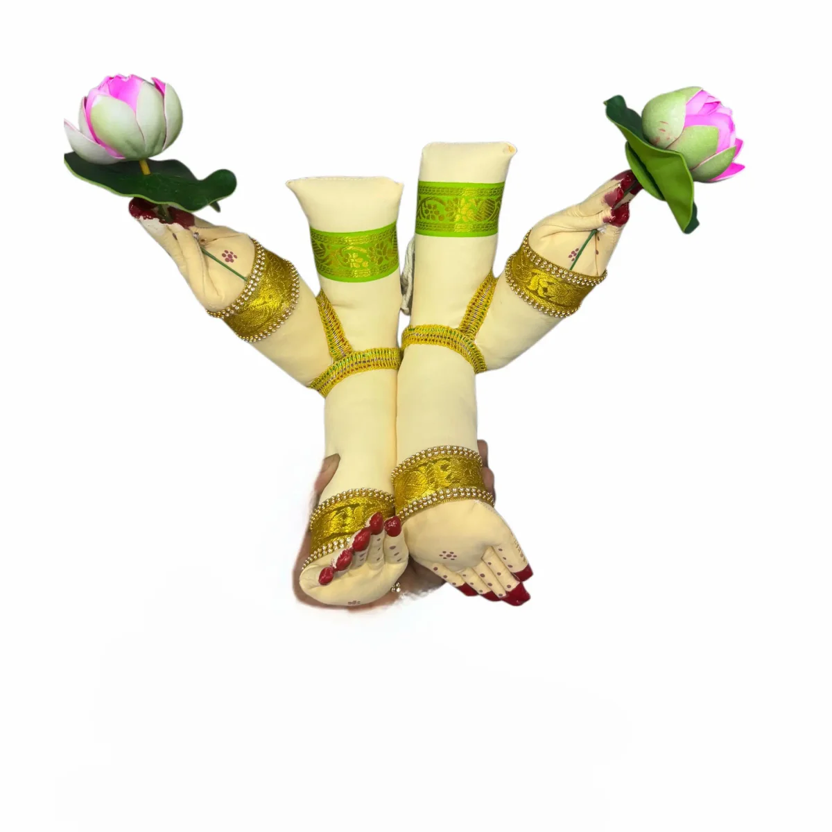 Varmalaxmi Chaturbhuja hands and legs