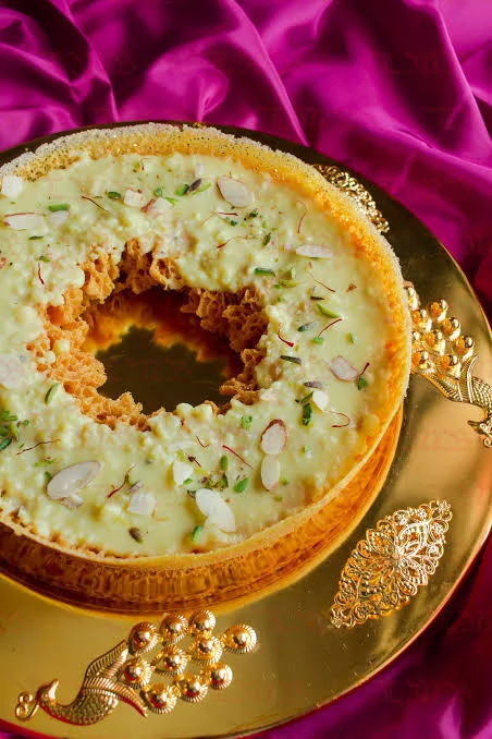 Desi Ghee Paneer Rabri Ghewar