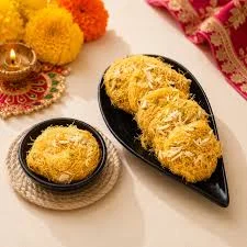 Desi Ghee Dud Finni (Meethi)