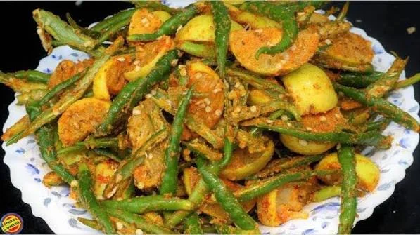 Nimbu Mirch Aachar