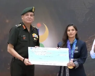 एशियन गेम्स के पदकवीर सैनिकों का सम्मान, जनरल धीरज सेठ बोले- देश को इनकी उपलब्धियों पर रहेगा गर्व