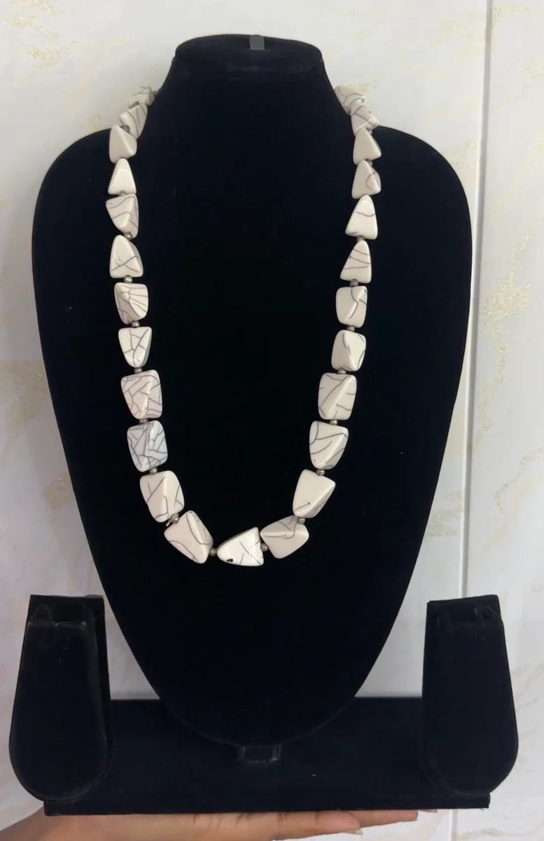 White Natural-Style Bead Necklace