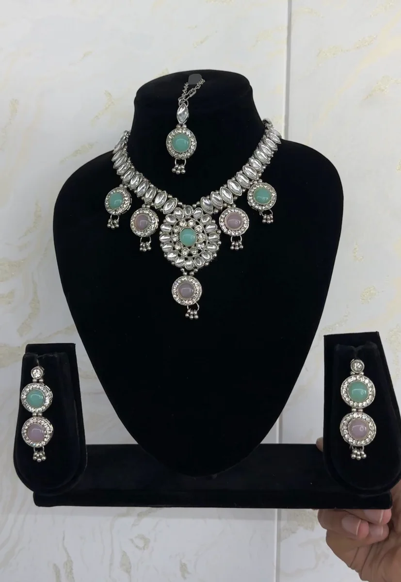 Mint Green & Rose Kundan Necklace Set