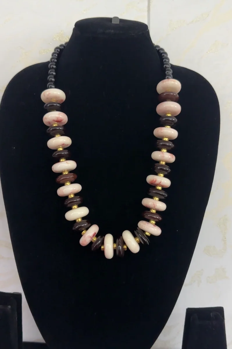 Cream & Brown Beaded Necklace