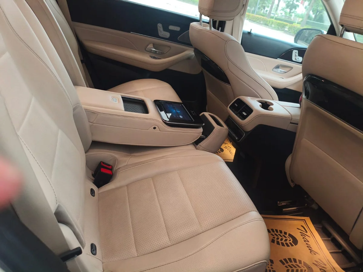 MERCEDES BENZ GLS 400d 4MATIC - 16