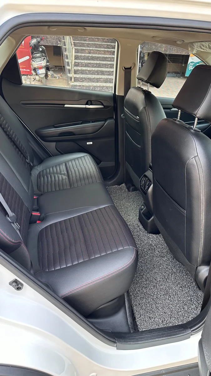 KIA SONET D1.5 6 MT GTX PLUS - 7
