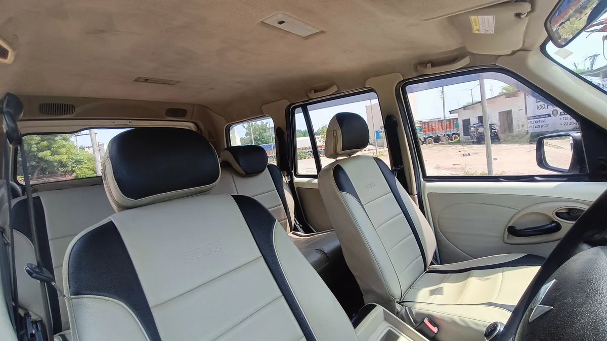 MAHINDRA SCORPIO CLASSIC S MT 9S - 15