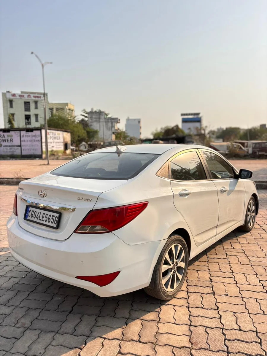 Hundai VERNA 1.6 SX - 4