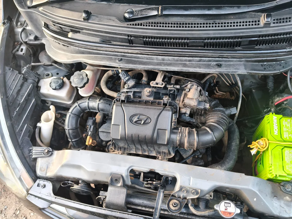 HYUNDAI EON - 6