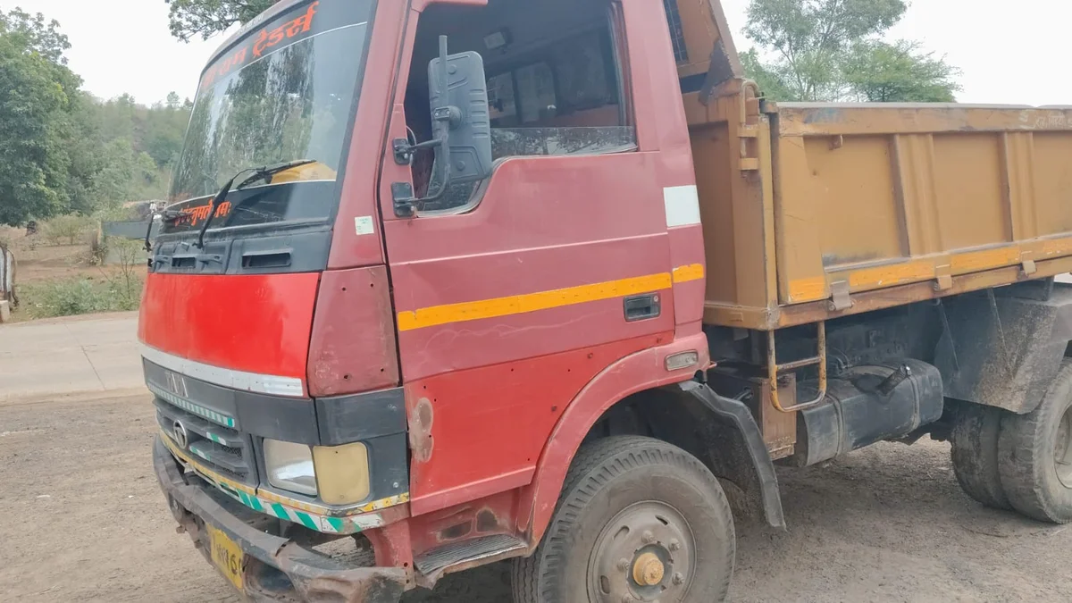 TATA LPT 912 TIPPER - 5
