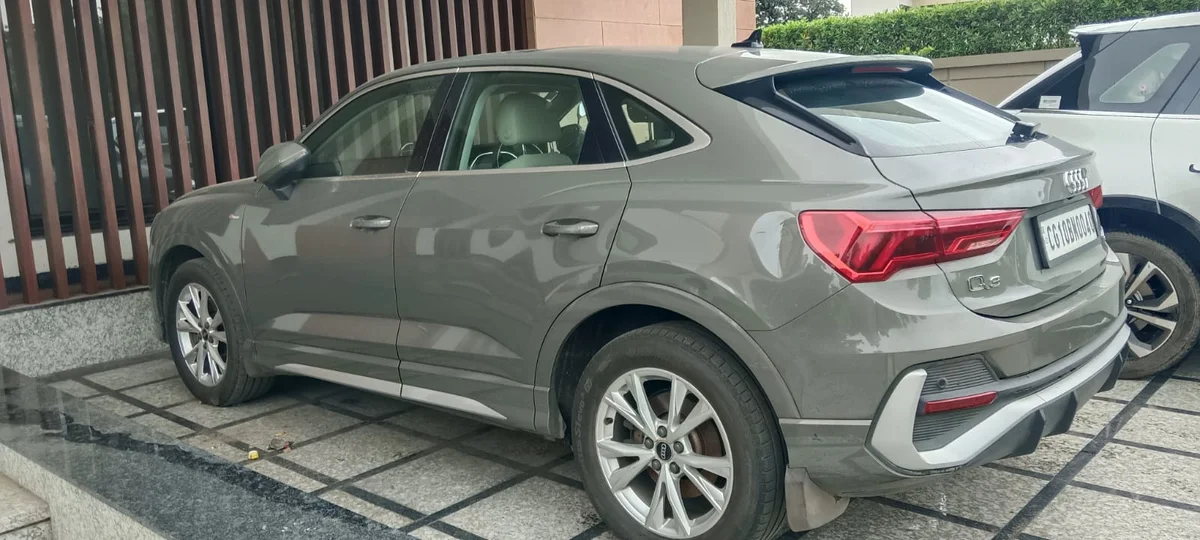 AUDI Q3 SB  40 TFSI Q - 4