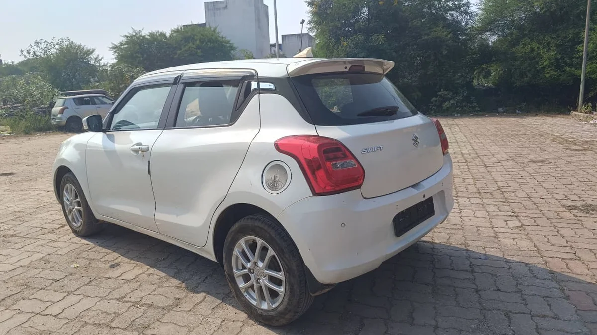 MARUTI SWIFT ZXI - 6