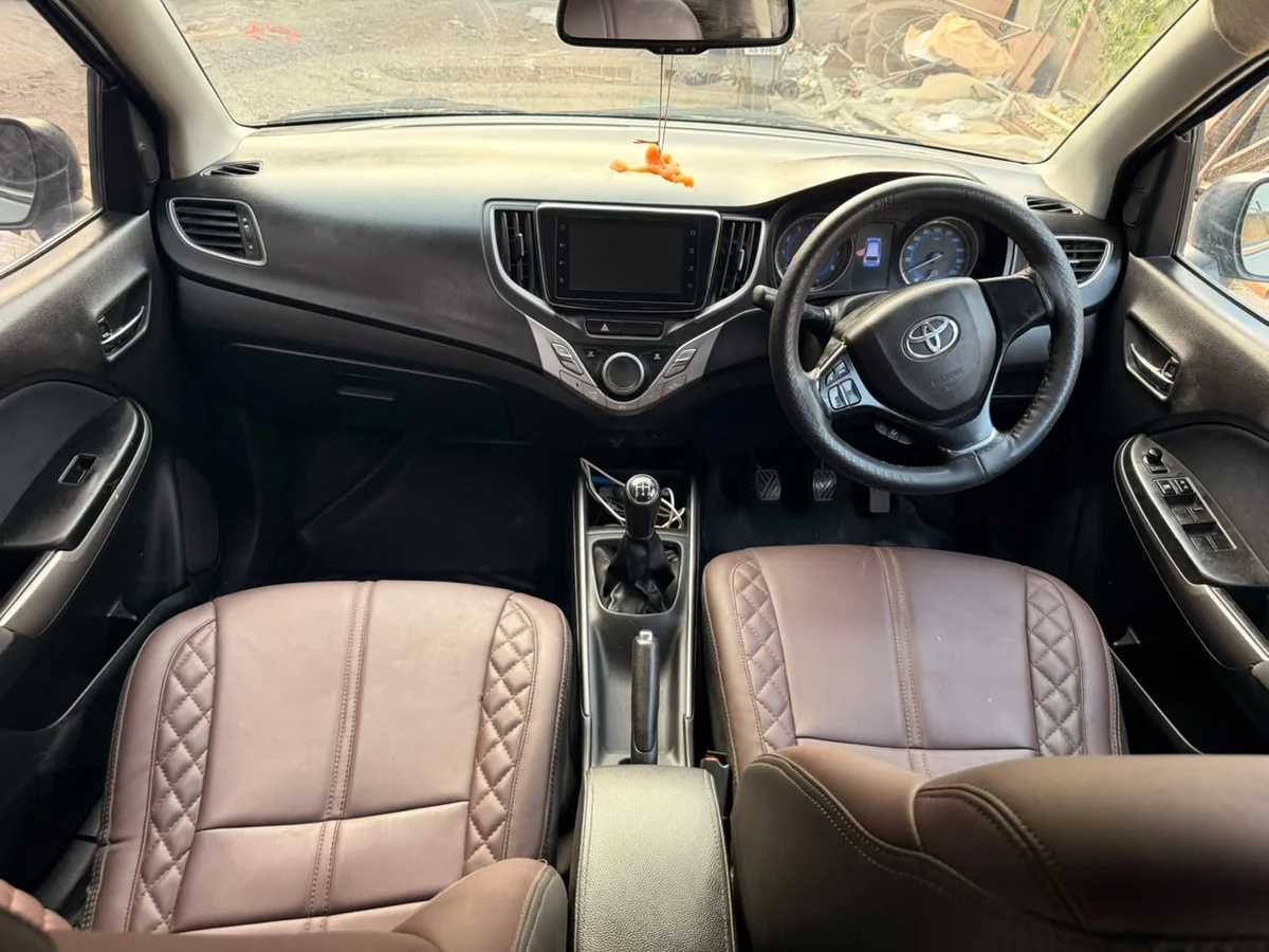 TOYOTA GLANZA G (MT) - 8