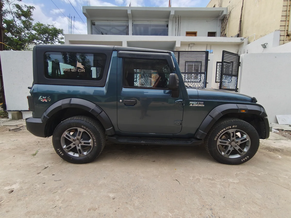 MAHINDRA THAR 4×4  TOP MODEL - 3