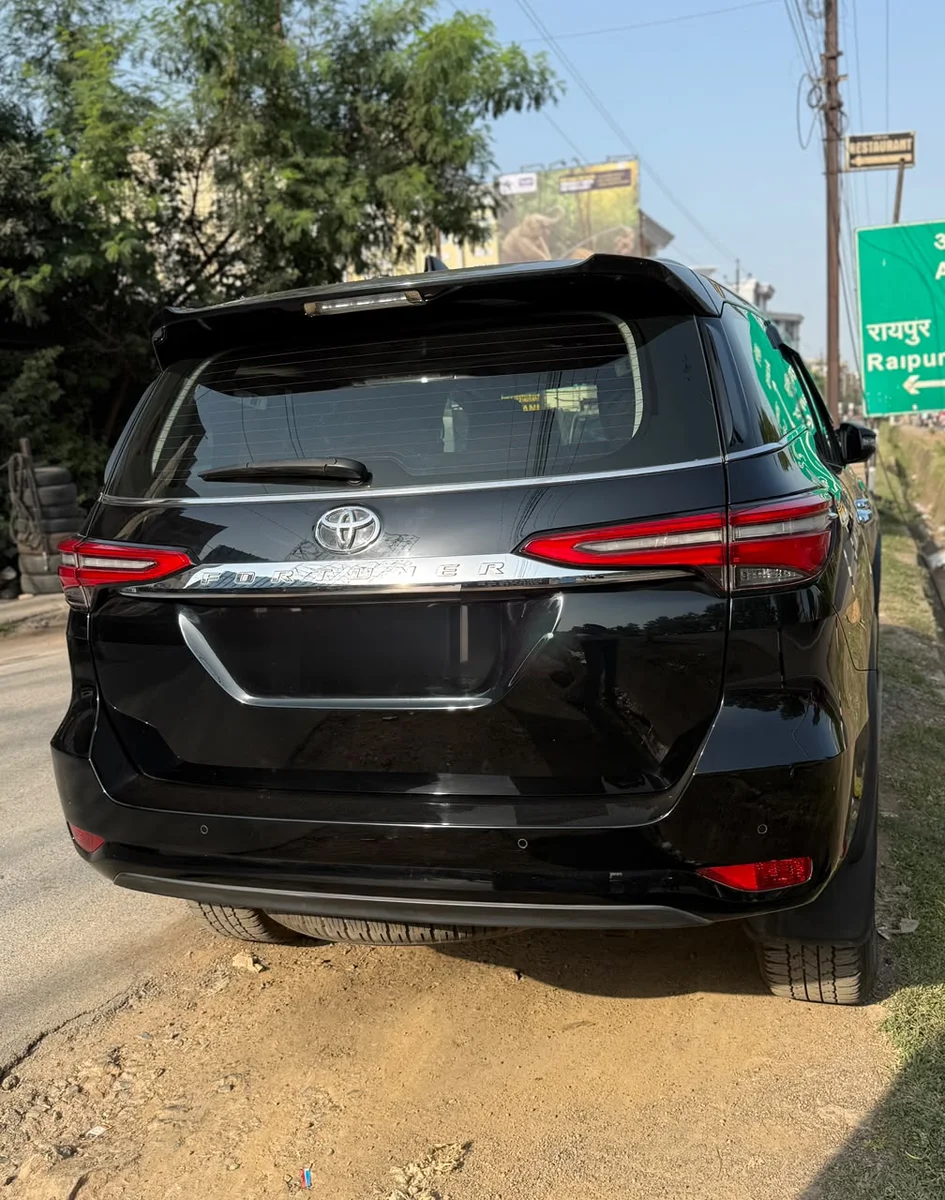 TOYOTA FORTUNER 4×2 AUTOMATIC - 4