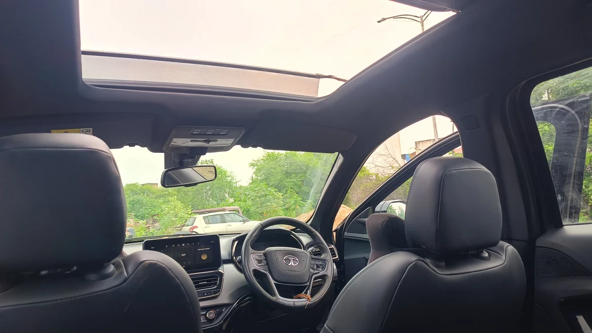 TATA HARRIER XZA+ - 19