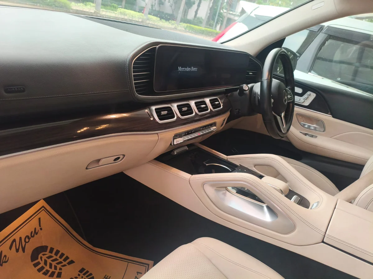 MERCEDES BENZ GLS 400d 4MATIC - 15