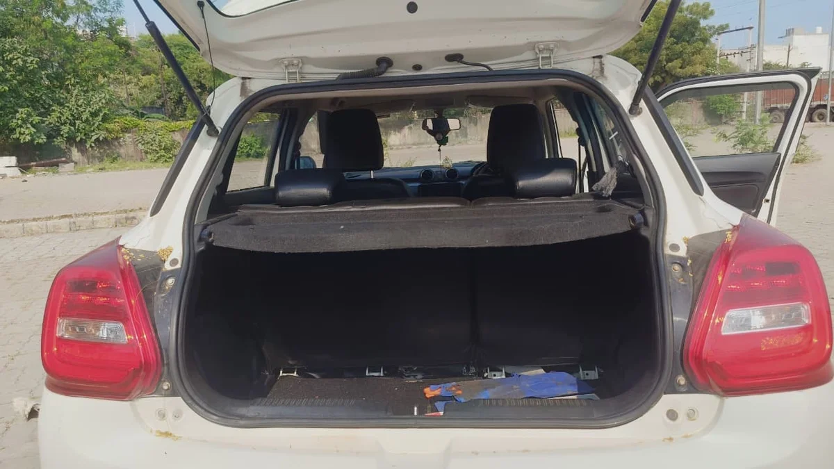 MARUTI SWIFT ZXI - 16