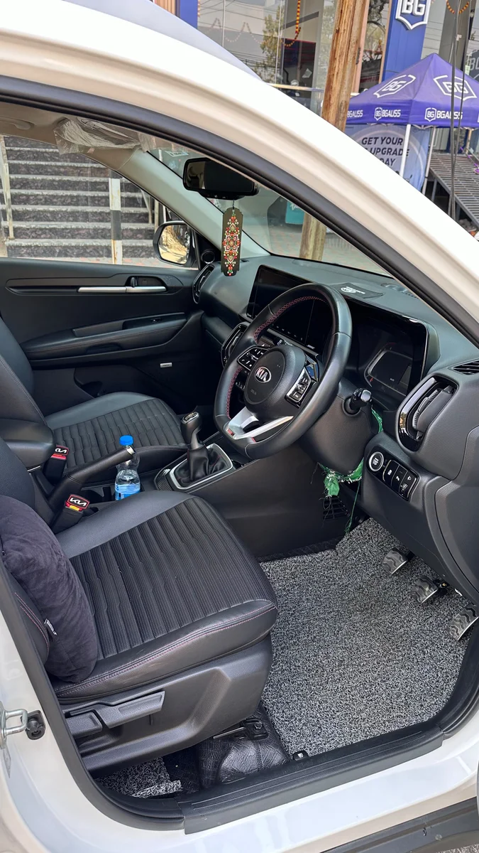KIA SONET D1.5 6 MT GTX PLUS - 8