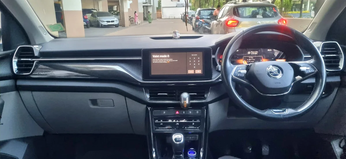 SKODA KUSHAQ 1.0 TSI MT STYLE PLUS - 11