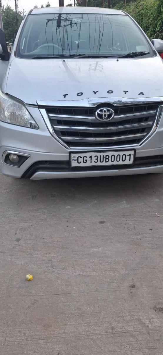 TOYOTA INNOVA 2.5 V 8STR - 5
