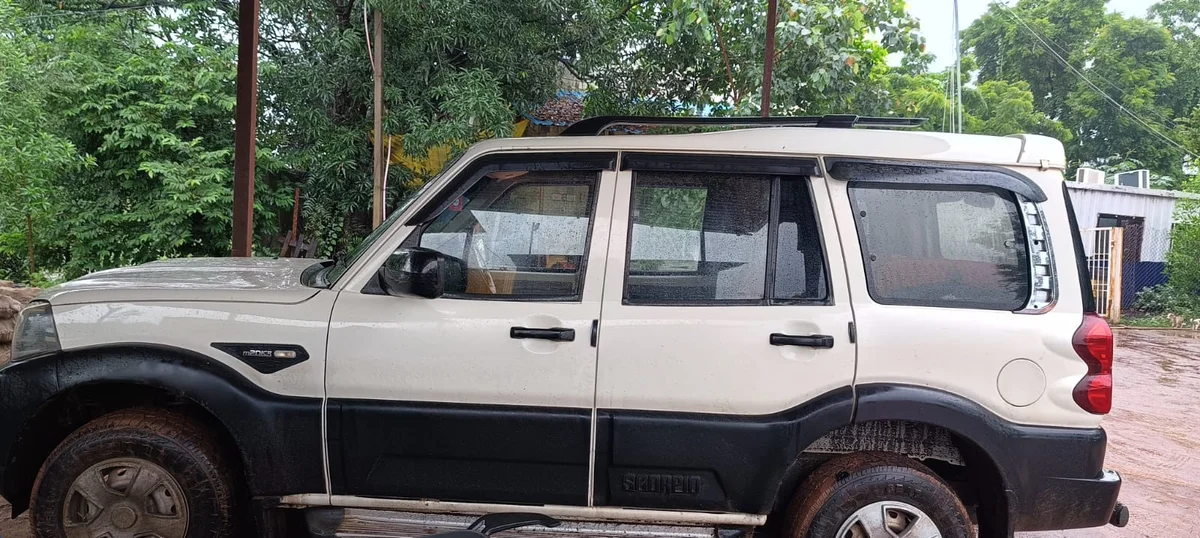 MAHINDRA SCORPIO S3 MH 2WD - 9
