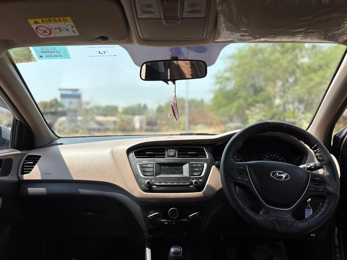 HYUNDAI i20 MAGNA+ VTVT - 13