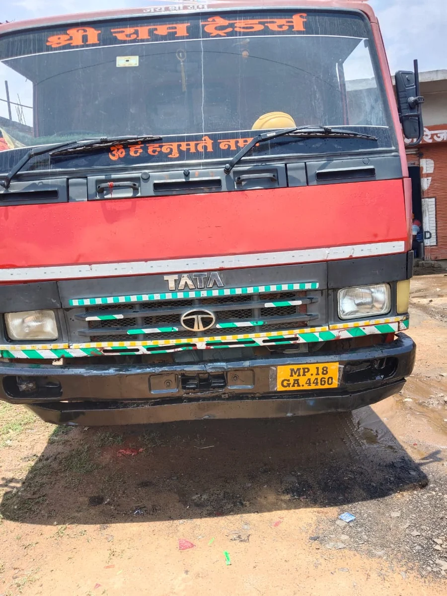 TATA LPT 912 TIPPER - 9