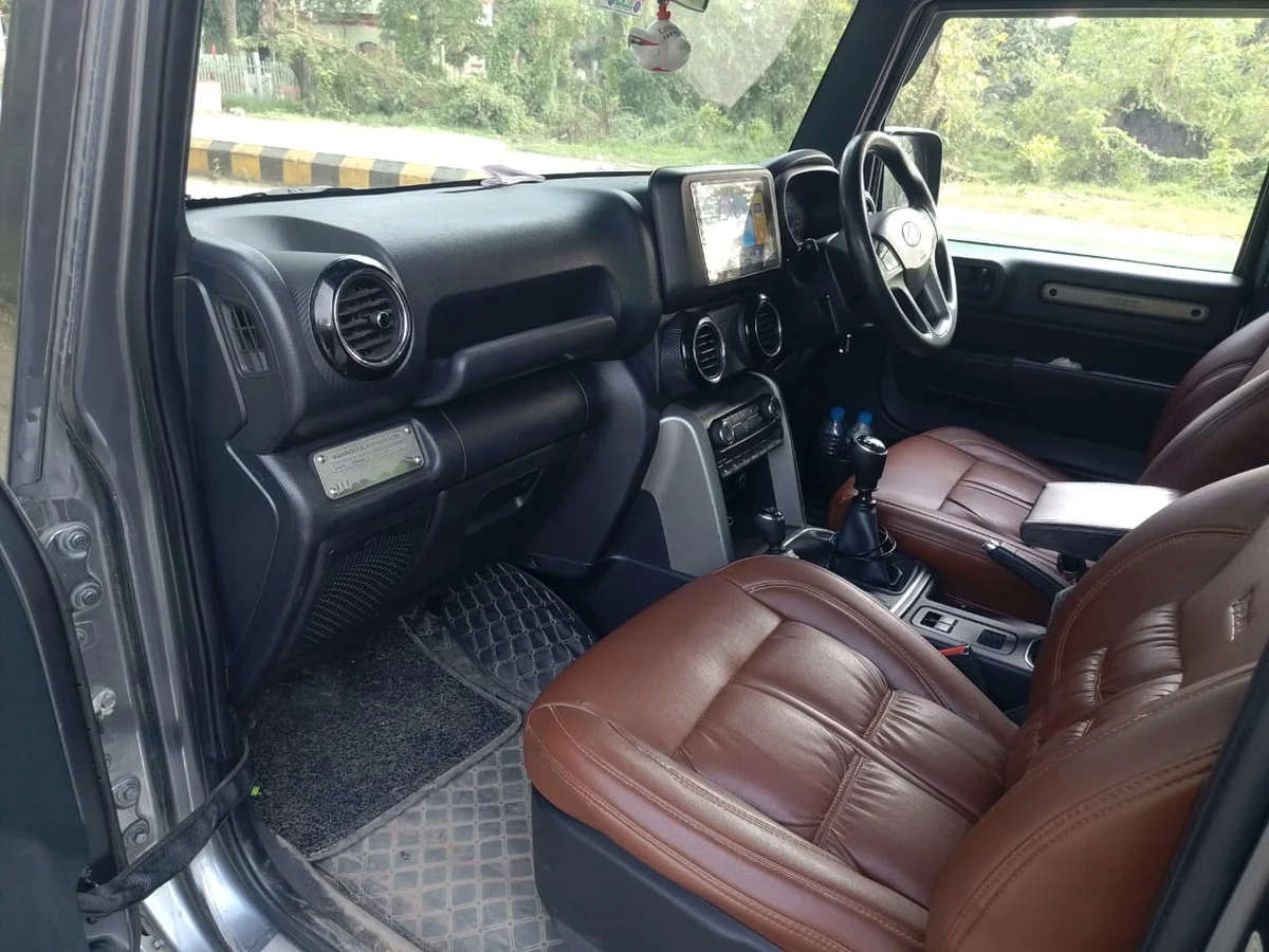 MAHINDRA THAR 4×4  TOP MODEL - 8
