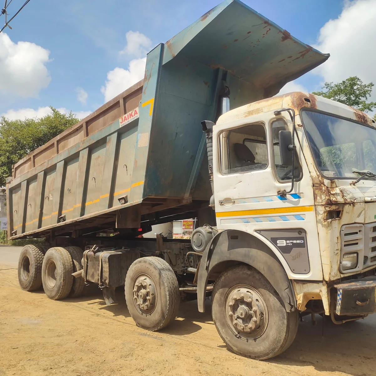 TATA 12 CHAKKA - 2