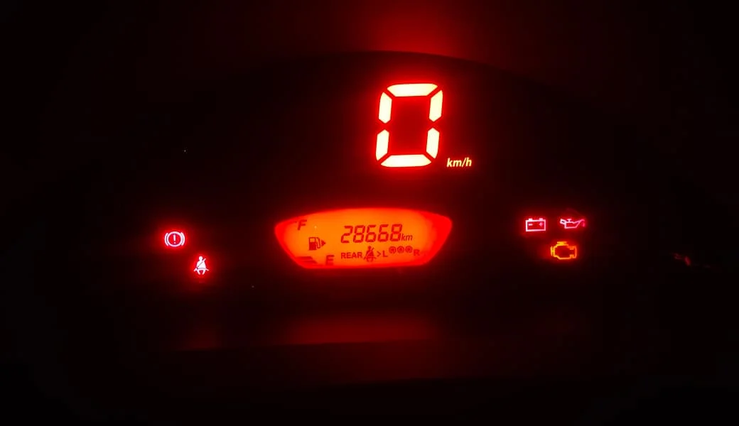 MARUTI EECO 5STR AC - 4