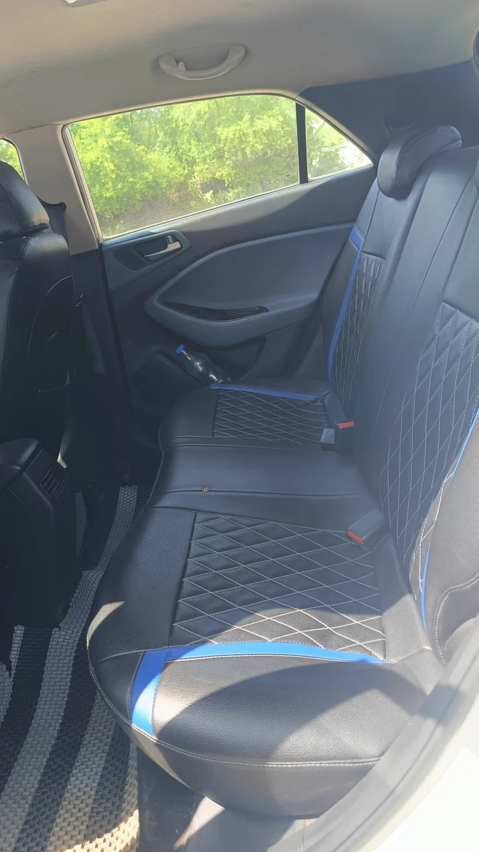 HYUNDAI i20 - 11