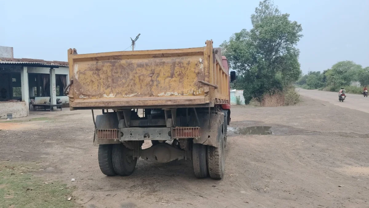 TATA LPT 912 TIPPER - 3