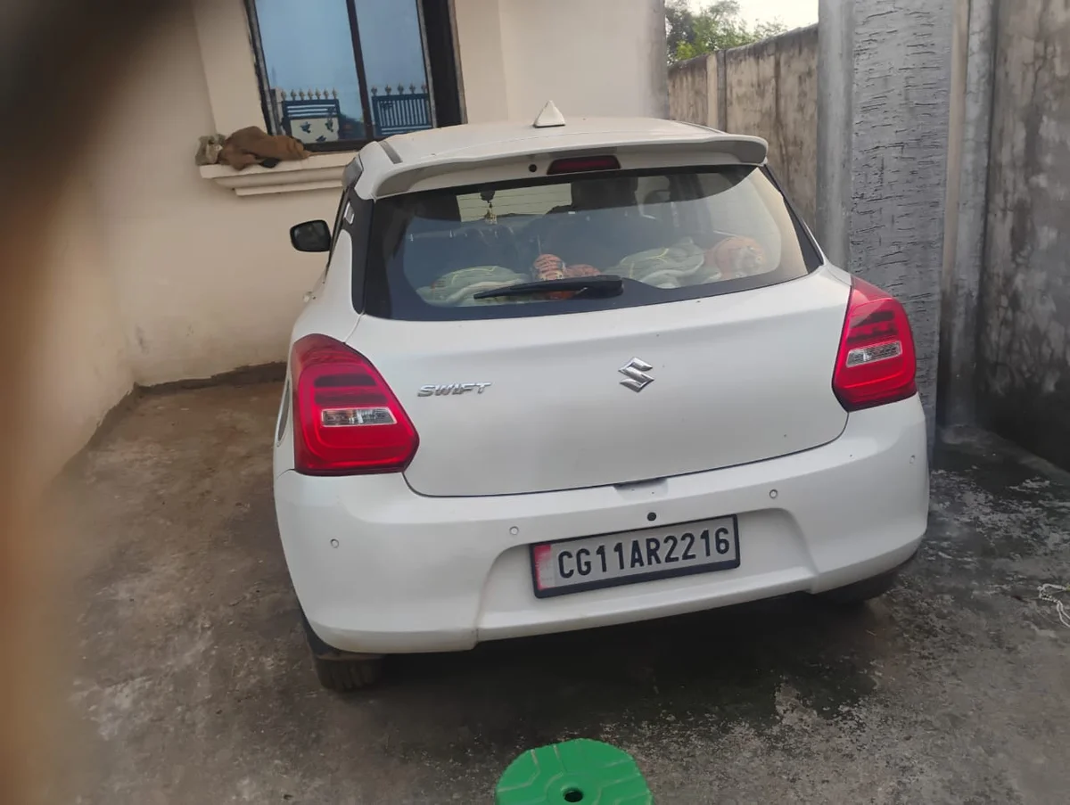 MARUTI SWIFT ZXI - 5