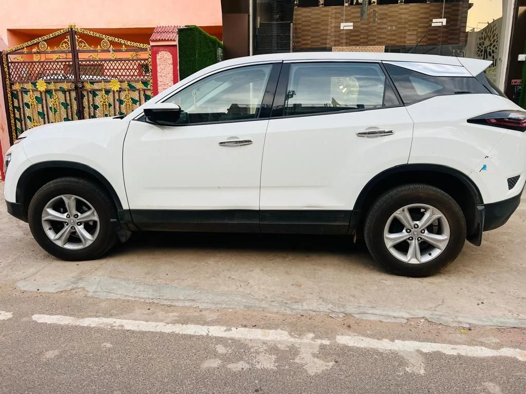 TATA HARRIER XT+ 2.0L - 4