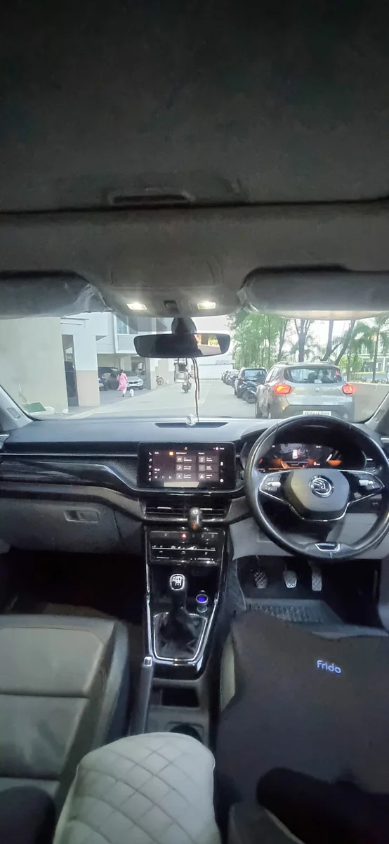 SKODA KUSHAQ 1.0 TSI MT STYLE PLUS - 9