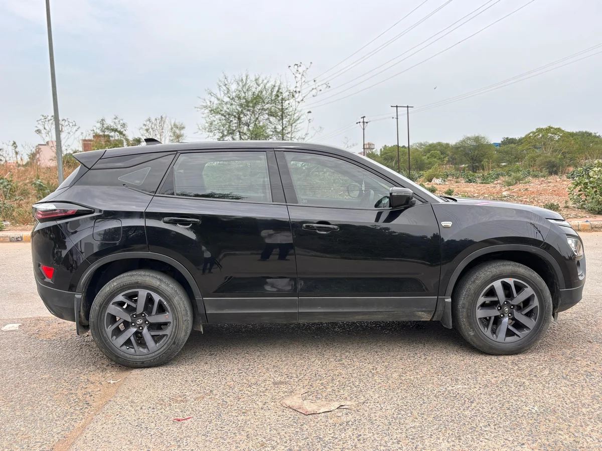 TATA HARRIER XZA+ 2.0 - 4