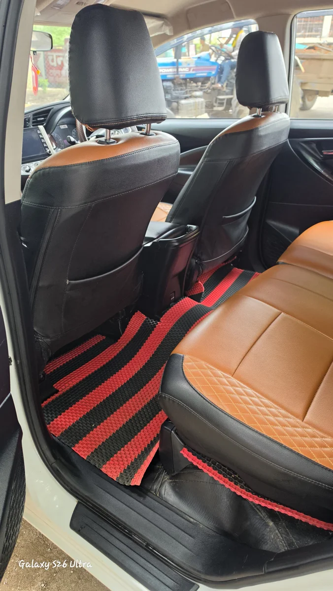 TOYOTA INNOVA CRYSTA 2.4G (GX+ MT) - 12
