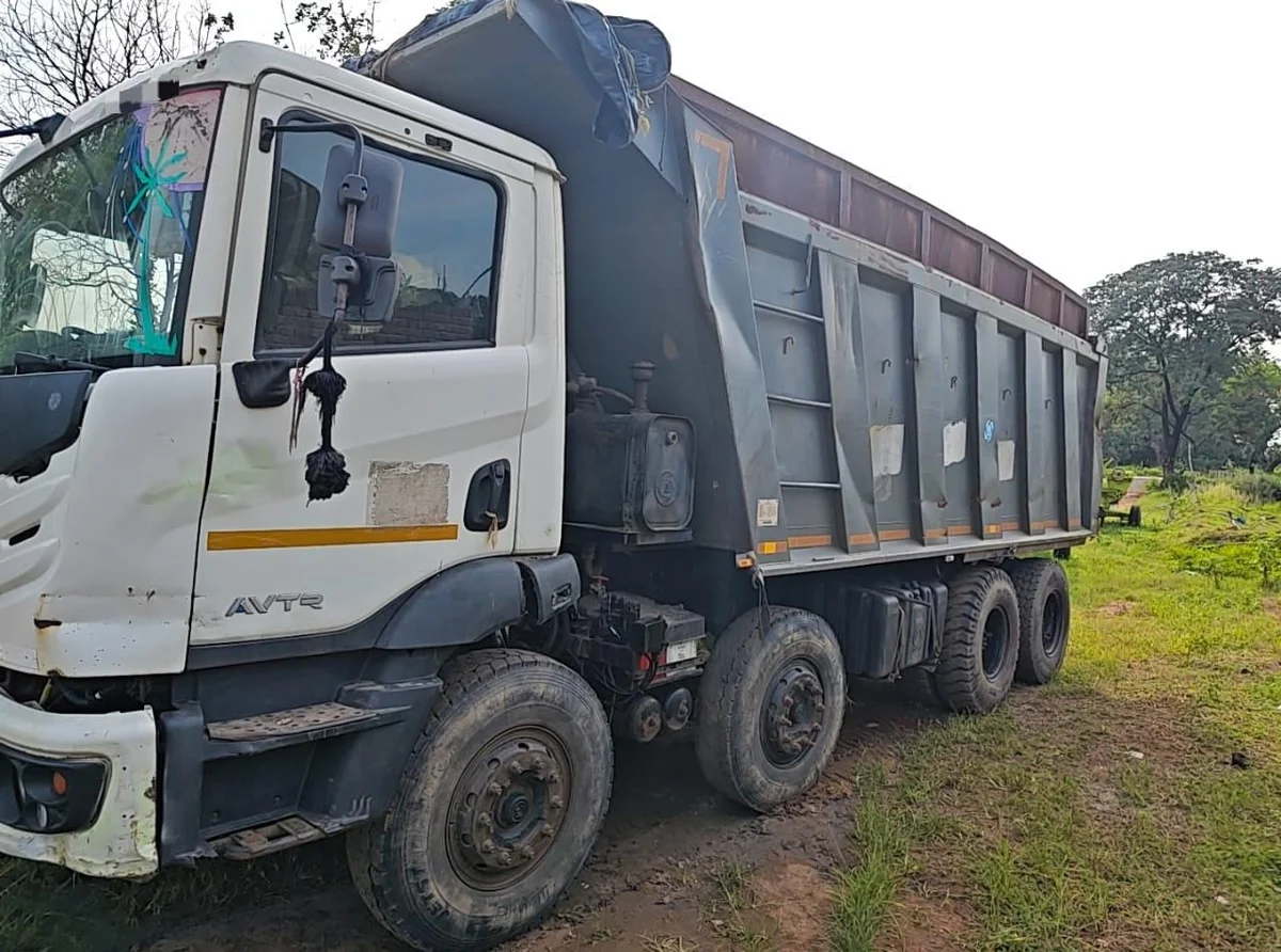 ASHOK LEYLAND 12 CHAKKA - 3
