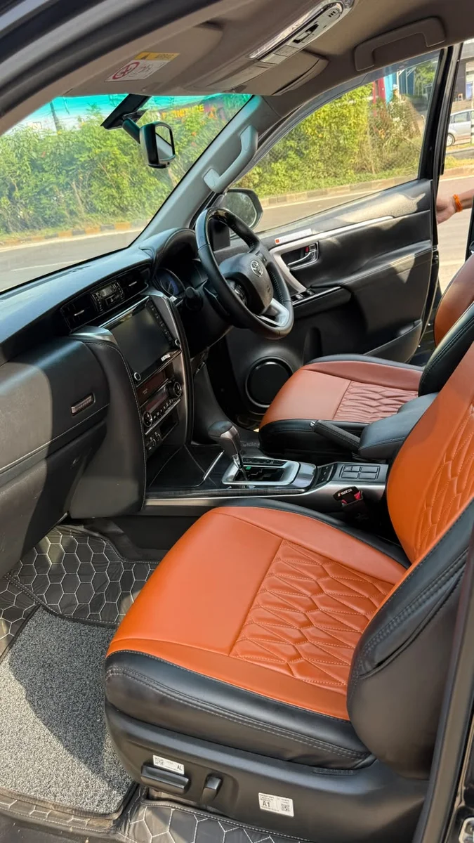 TOYOTA FORTUNER 4×2 AUTOMATIC - 5