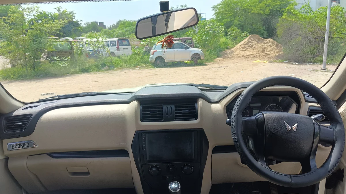 MAHINDRA SCORPIO CLASSIC S MT 9S - 17